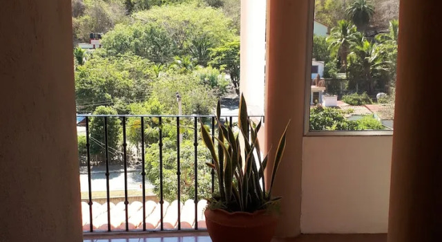 Люкс с балконом La Vivienda Villa
