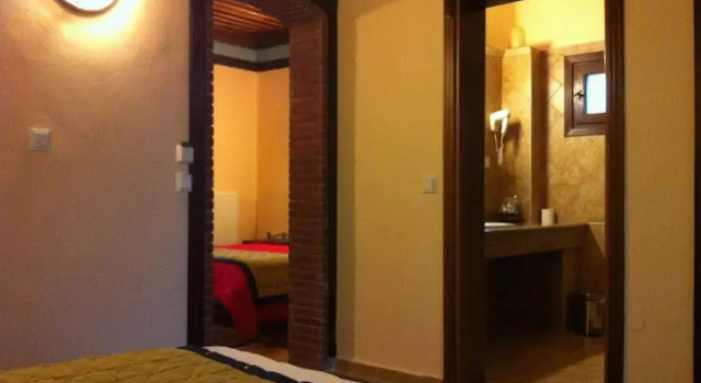 Hotel Nemesis, Rezerwuj Hotel Stavroupolis Tracja