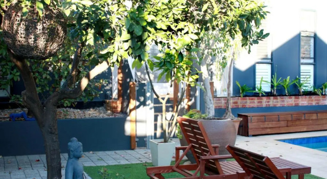 Студия с видом на бассейн Haven on the Park