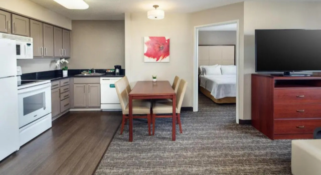 Двухместный люкс с 2 комнатами Homewood Suites by Hilton Columbus-Dublin