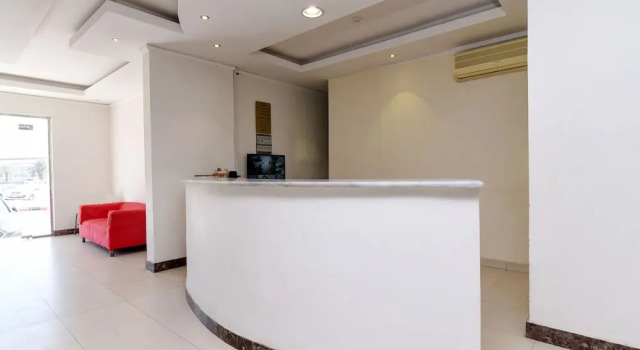 Oyo 359 Amar, Buchen Sie Hotel Hotels in Provinz Riad mit Pool, Schwimmbad