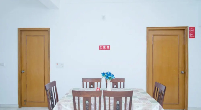 Номер Standard OYO 11064 Home Elegant 3BHK Villa Near Hiran Magri