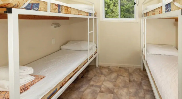Номер Economy с 2 комнатами с балконом BIG4 Manning Point Holiday Park