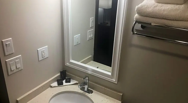Люкс Deluxe Homestead Inn & Suites