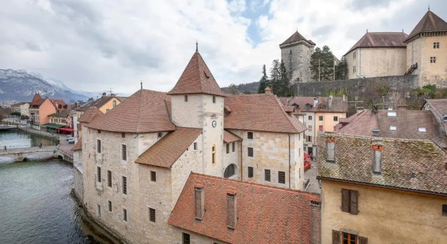 Студия Le Toit du Palais de l'Isle - Studio with stunning views