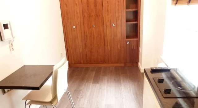 SS Property Hub - City of London Studio Apartment 15, Varaa Huoneisto Asunnot kohteessa Merseyside, Huoneisto
