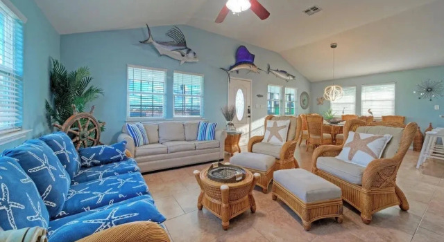 Casa Sueño by Avantstay Spa + Firepit + Ship Channel Views + Walk to Nature Preserve, Book Ferieresort SPA-hoteller i Houston, SPA