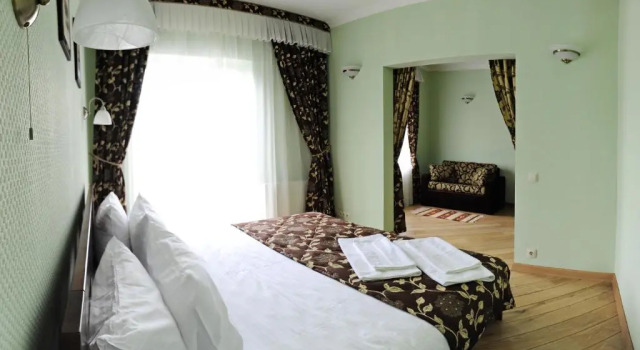 Полулюкс Zolota Forel Hotel