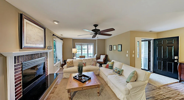 Salt Pond Golf W/ Pools & Designer Style 3 Bedroom Home