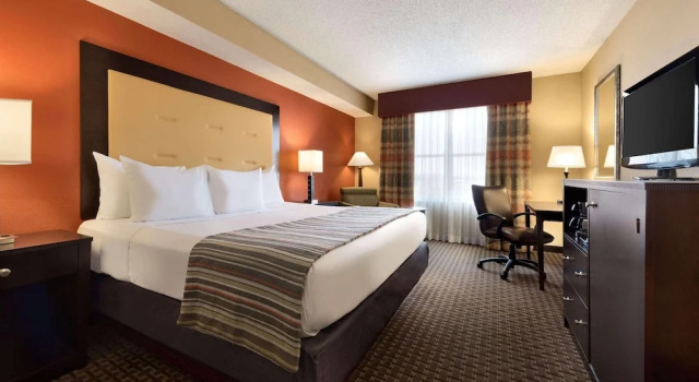 Люкс c 1 комнатой Garner Hotel Evansville East by IHG