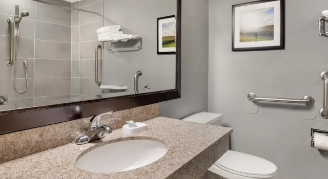 Двухместный номер Poolside Best Western Rochester Hotel Mayo Clinic Area/ St. Marys