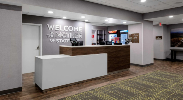 Hampton Inn Gretna - Smith Mountain Lake, Boek Hotel Hotels in Virginia met parkeren, Parkeren