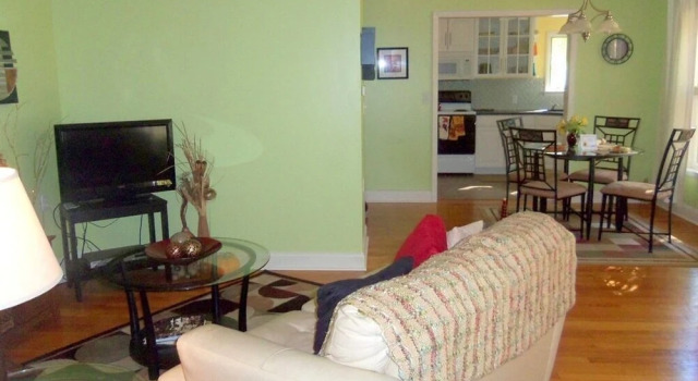 Parkside Bed and Breakfast, Prenota Hotel DeKalb Illinois