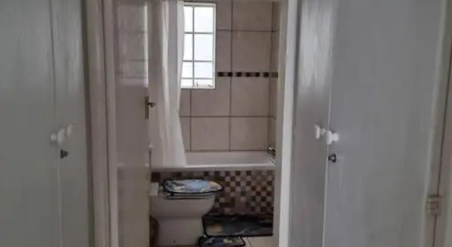 Waldorf II 3 Bedroom Apartment, Boek Appartement Sandton 