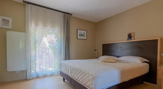 Полулюкс Hostellerie Le Paradou