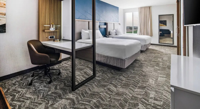 Двухместный люкс c 1 комнатой SpringHill Suites by Marriott Phoenix Goodyear