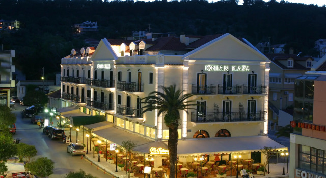 Ionian Plaza Hotel & Spa, Забронировать Курортный отель Отели Кефалония 4 звезды, рядом с Порт Аргостоли, 4*