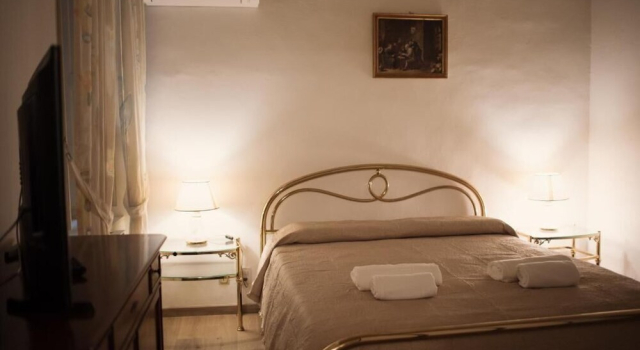 da mario in florence guesthause, Забронировать Гостевой дом Флоренция Тоскана, рядом с Площадь Кафедрального собора