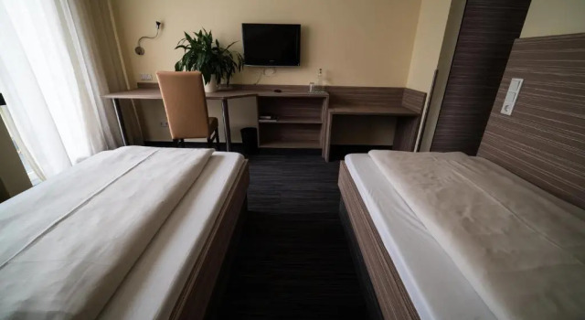 Hotel Zur Heide, Boek Hotel Aken Noordrijn-Westfalen