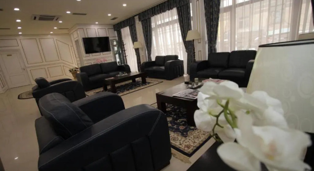 Capital Tirana Hotel Bruçi, Забронировать Отель Отели в центре Тираны, в центре, Завтраки, Парковка