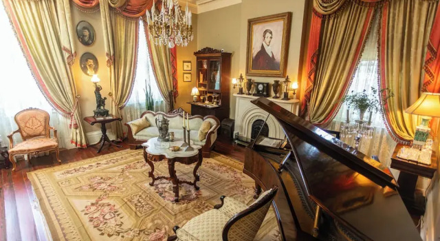 Anchuca Historic Mansion & Inn, Забронировать Отель Виксберг Миссисипи