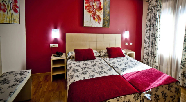 Hotel Condes de Castilla