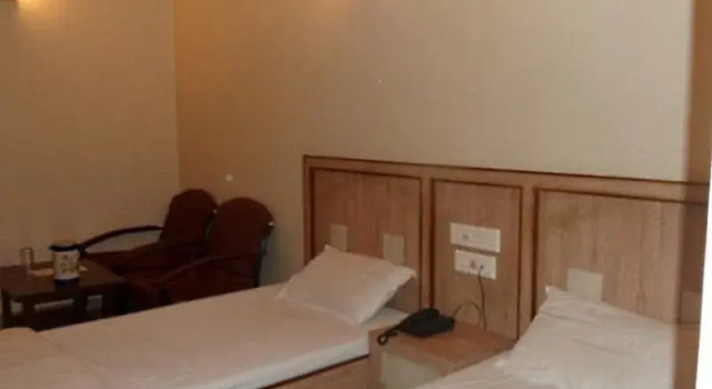Hotel Royal Plaza, Rezerwuj Hotel Hotele w Gujarat ze śniadaniem, Śniadanie