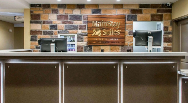 MainStay Suites Cotulla, Book Hotel Hoteller i Cotulla med parkering, Parkering