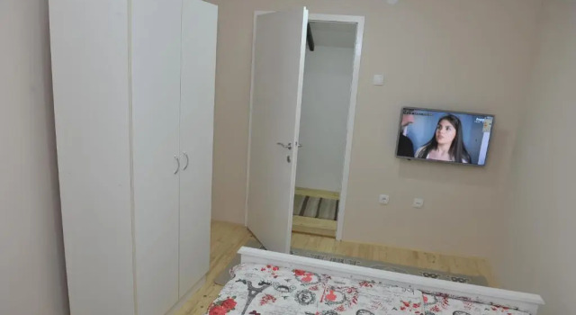 Golden House Apartments, Buchen Sie Ferienwohnung Čačak 