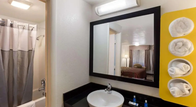 Номер Standard Motel 6 Cross Lanes, WV Goff Mountain Rd