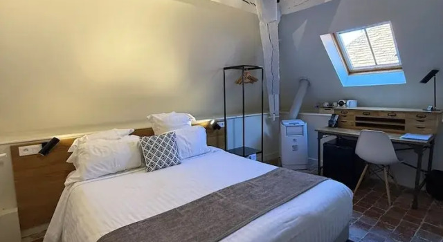 Номер Economy Les Glycines Vézelay