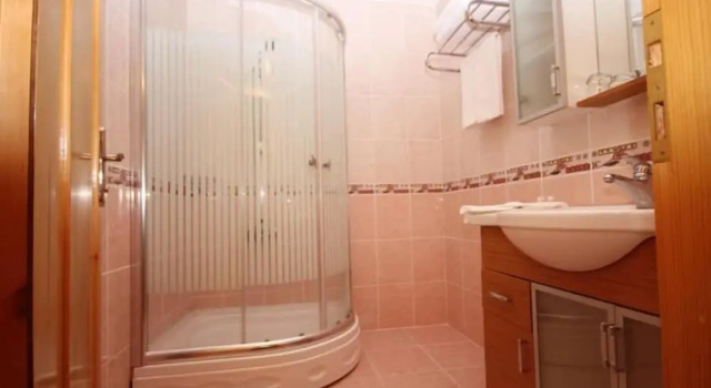Трёхместный номер Standard с балконом Grand Sis Hotel