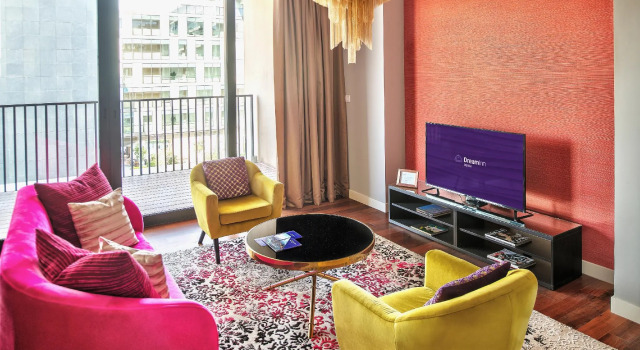 Dream Inn - City Walk 3 Bed Stunning Apartment, Забронировать Апартаменты/квартира Отели Дубая с бассейном, рядом с Mercato Shopping Mall, Бассейн