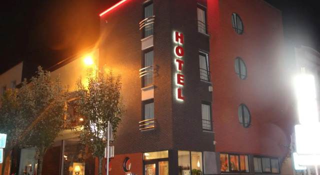 Hôtel-Selfotel La Louve