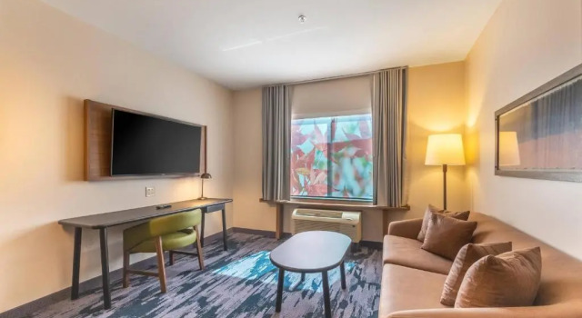 Двухместный люкс Fairfield Inn & Suites by Marriott Corpus Christi Central