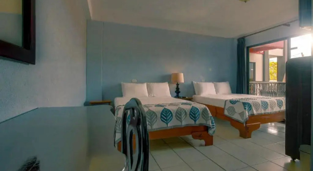 Шестиместный семейный номер Standard La Fortuna Downtown Boutique Hotel