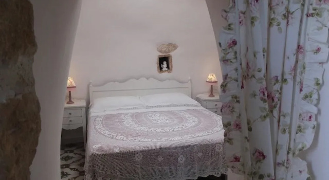 B&B Corallo, Book Bed and Breakfast Hoteller i Alliste med parkering, Parkering