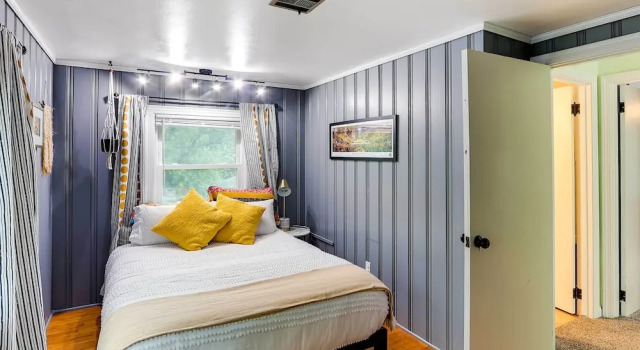 Charming Wichita Home 2 Mi to Downtown!