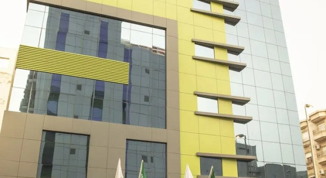 Manazeli Al Corniche Hotel
