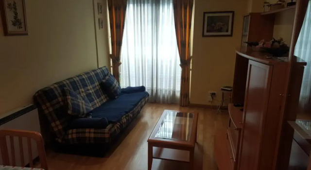 Rufas CENTRO, Забронировать Отель Отели Сарагосы с парковкой, рядом с Парафия Сан-Мигель-де-лос-Наваррос, Парковка