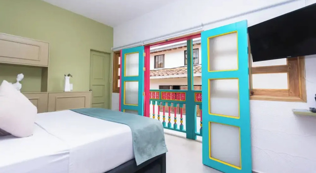 Номер Comfort Hotel Chromatic