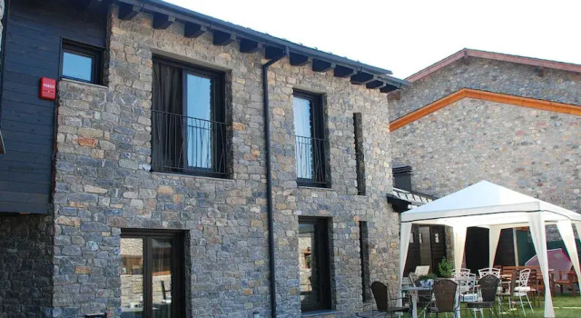 Petit Hotel de Riu