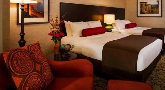 Четырёхместный номер Standard Casino del Sol Resort Tucson