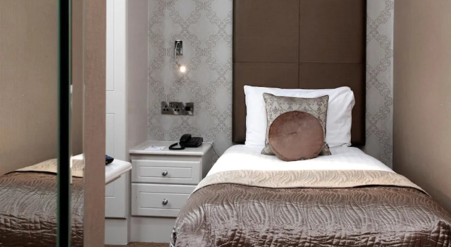 Одноместный номер Comfort The Glendower Hotel