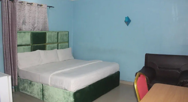 De Milton Hotel and Suites