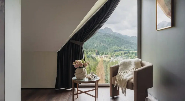 Апартаменты Cyrhla Mountain View with Saunarium & Heated Summer Pool by BQQK