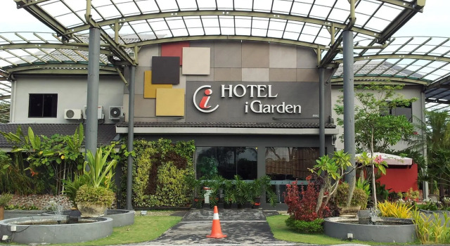 i Garden Hotel
