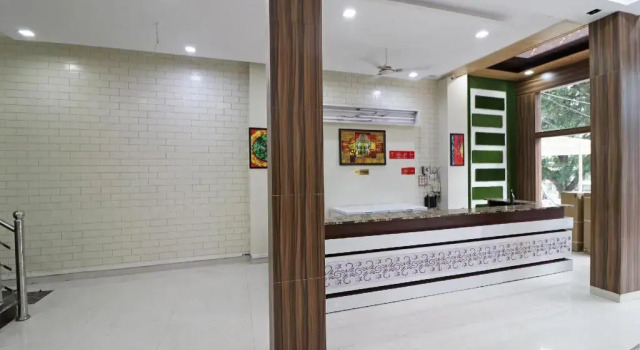 Capital O 13722 Hotel Walnut Inn, Rezervovat Hotel Mussoorie Uttarakhand