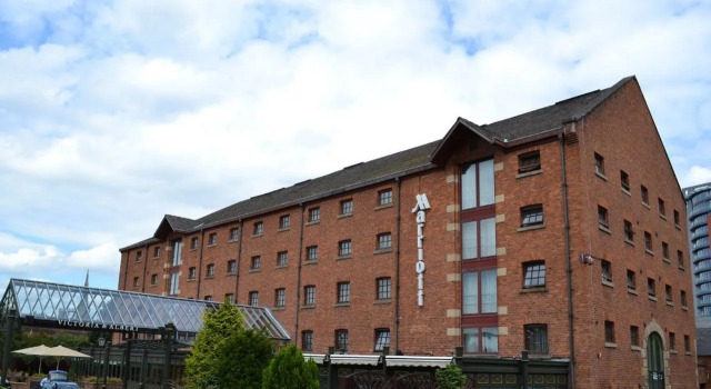 Manchester Marriott Victoria & Albert Hotel