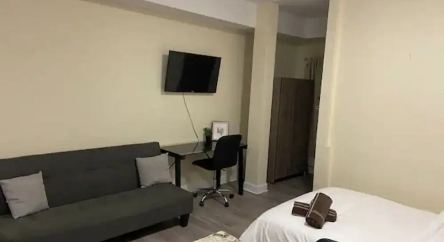 CDQI Hotel, Varaa Hotelli Ottawa 